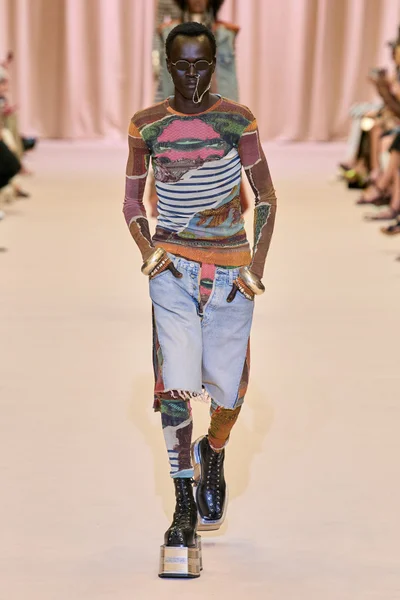 Look 4